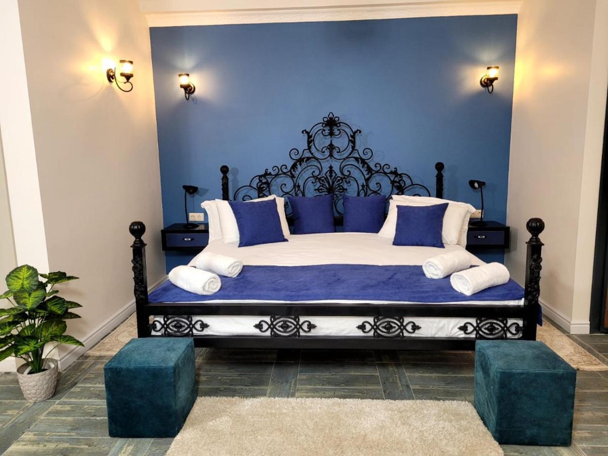 River Boutique Hotel Батуми Екстериор снимка