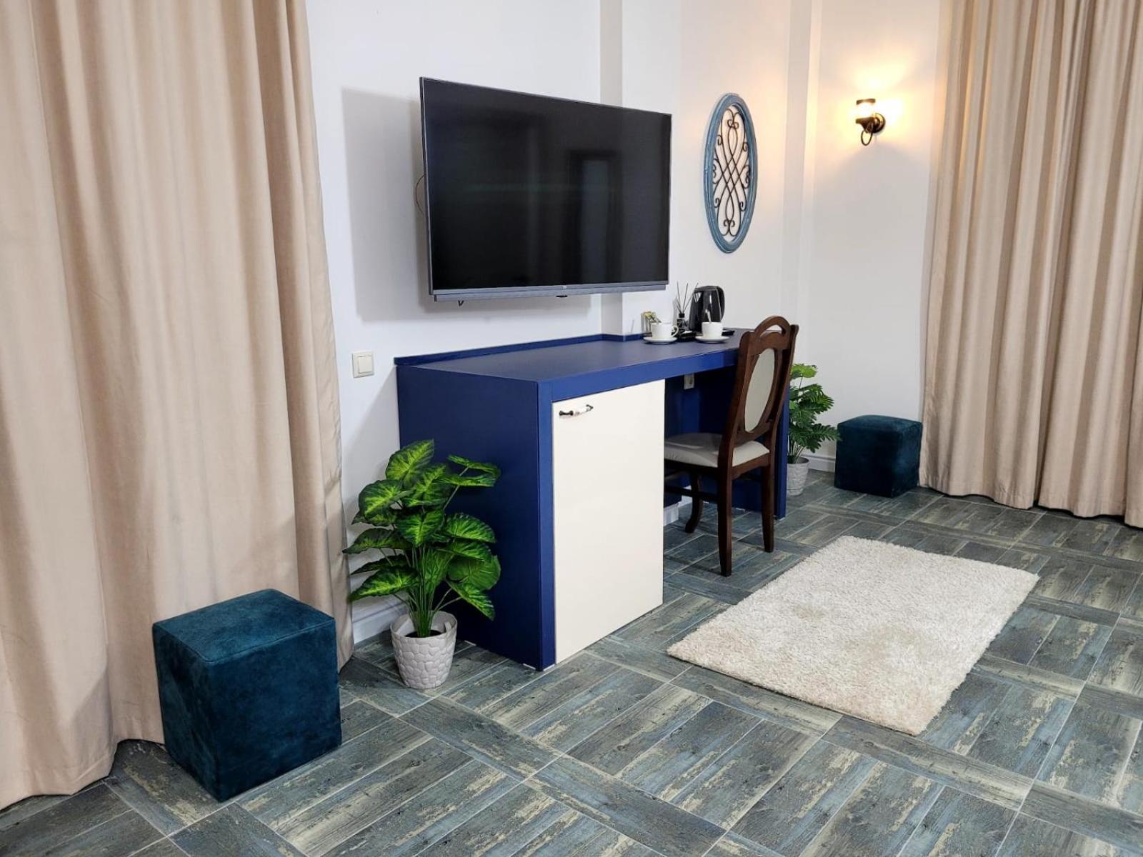 River Boutique Hotel Батуми Екстериор снимка
