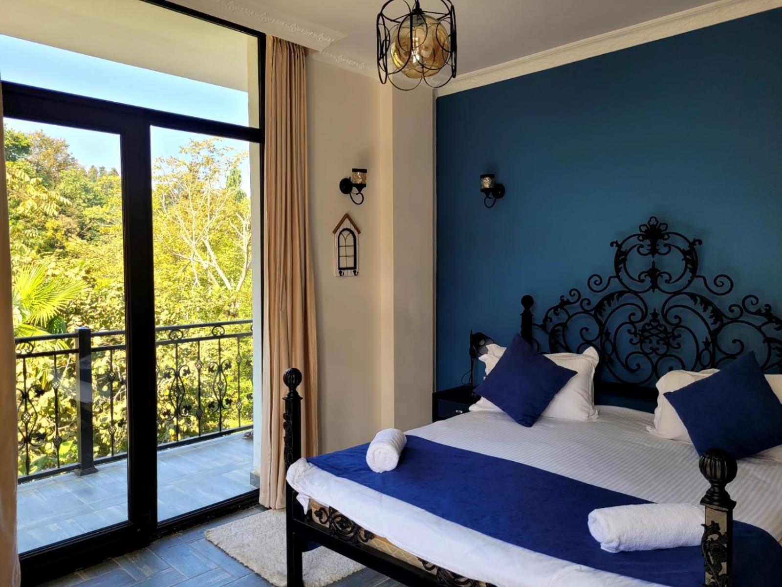 River Boutique Hotel Батуми Екстериор снимка